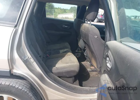 2015 Jeep Cherokee Sport из США, поврежденный, VIN 1C4PJLAB7FW732855